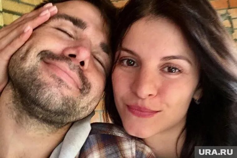 Михаил Казаков в одиночку переживал уход жены Елены. Фото: instagram/kazakovfly (владелец компания Meta признана в России экстремистской и запрещена)