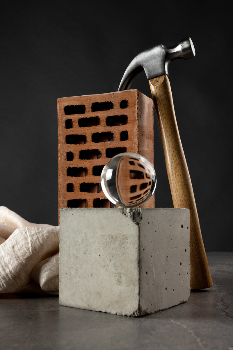 <a href="https://ru.freepik.com/free-photo/construction-hammer-indoors-still-life_49479181.htm#fromView=search&page=1&position=2&uuid=019ace2b-08d7-4b86-b1db-d1f2249a7b4e&new_detail=true&query=%D0%B3%D0%B0%D0%B7%D0%BE%D1%81%D0%B8%D0%BB%D0%B8%D0%BA%D0%B0%D1%82%D0%BD%D1%8B%D0%B9+%D0%B1%D0%BB%D0%BE%D0%BA%2C+%D0%BA%D0%B8%D1%80%D0%BF%D0%B8%D1%87">Изображение от freepik</a>