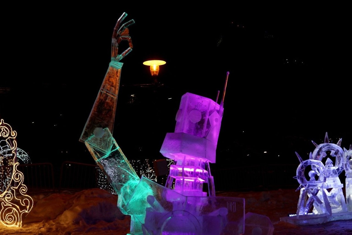    Фестиваль ледовых и снежных скульптур "Гиперборея". Фото: "Республика" / Оксана Кудряшова