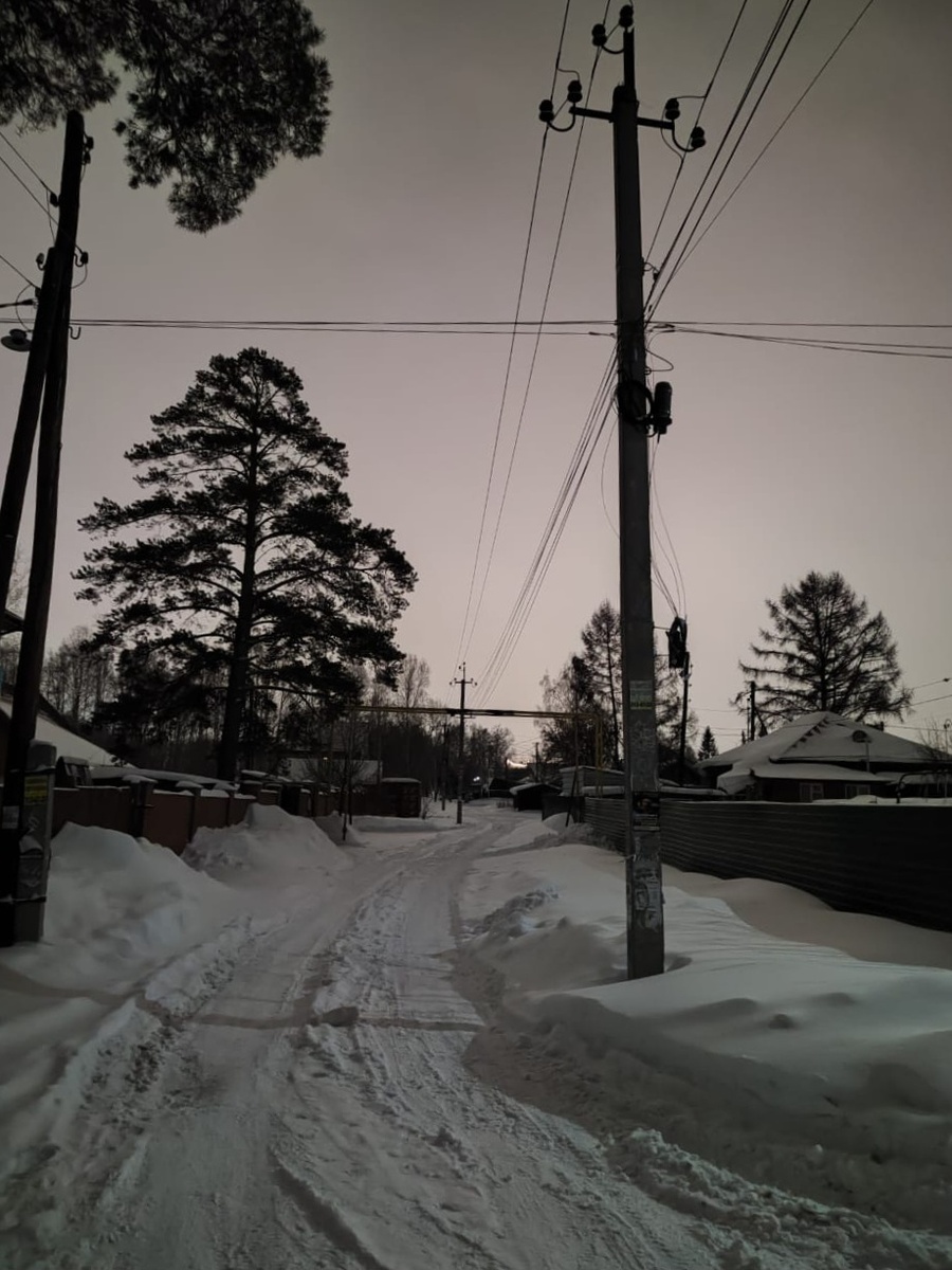 Вечер в посёлке 