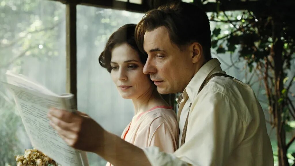 Евгений Цыганов и Юлия Снегирь/Кадр из фильма
