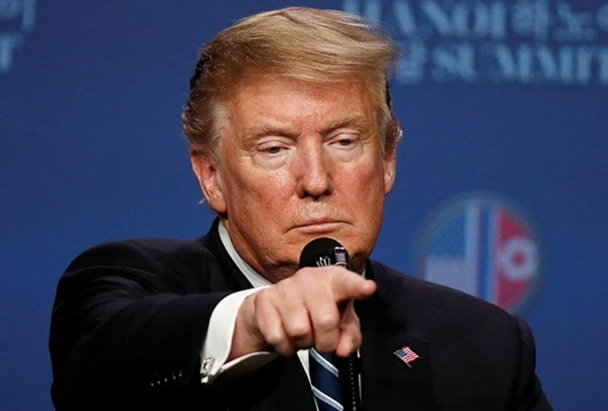    Трамп снова намекнул на третий президентский срок