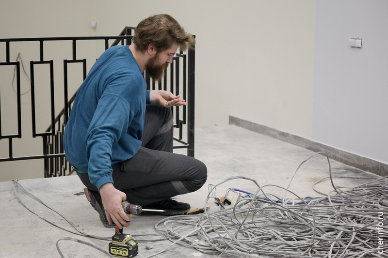    Ремонт идет в здании бывшей библиотеки на Строителей, 30