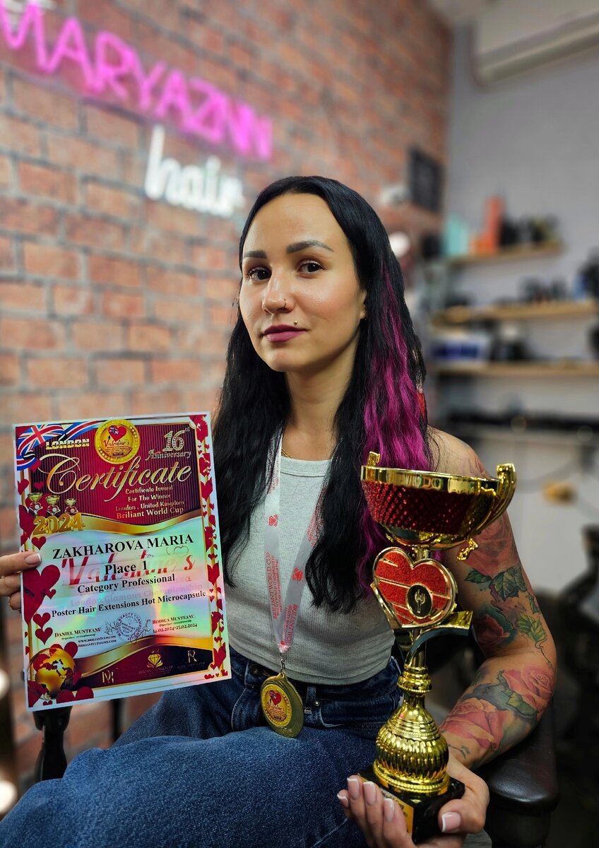 Эксперт в наращивании волос Захарова MARYAZNN