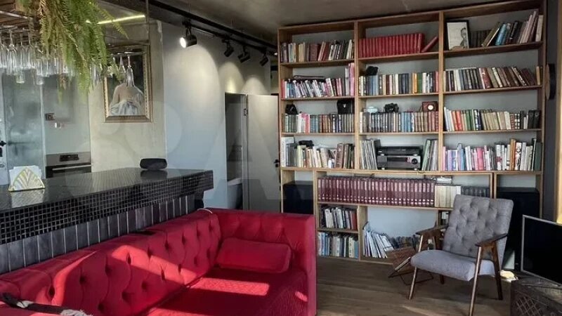     Квартира, напоминающая кофейню, продается в Барнауле за 16,5 млн рублей «Авито»