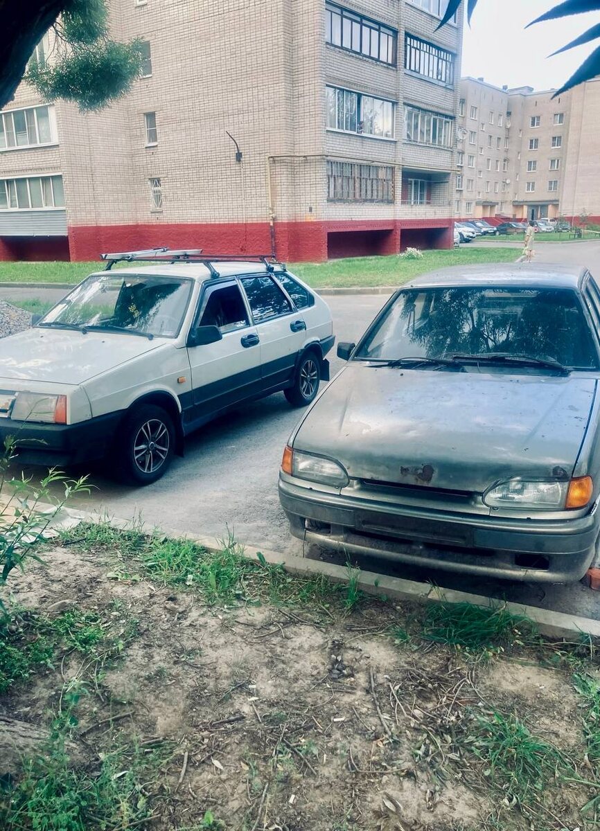 Машина в моем дворе