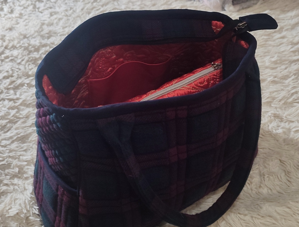 Получилась очень удобная и красивая сумка 👍