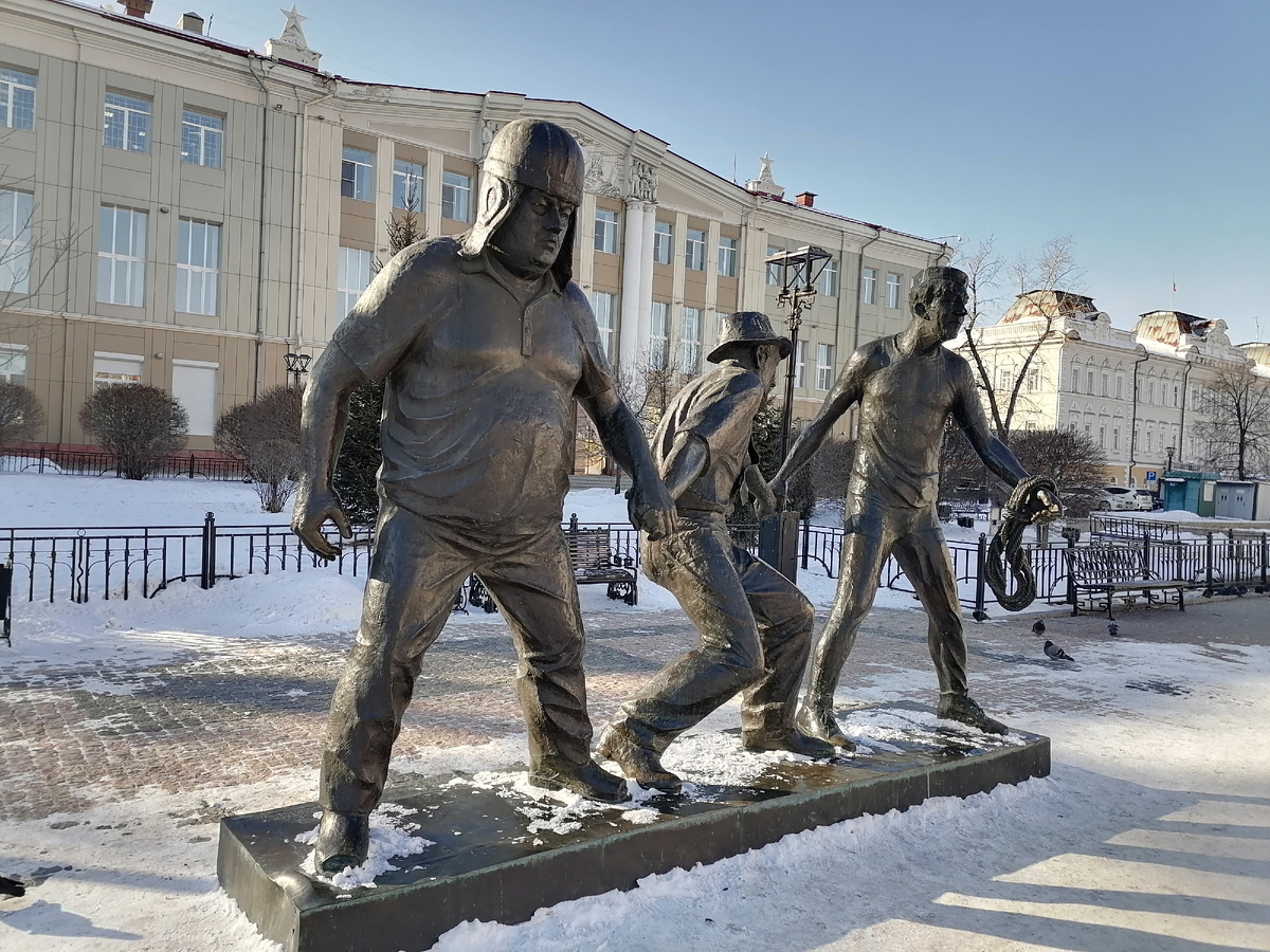 Узнаваемый кадр из фильма: Трус, Балбес и Бывалый. 