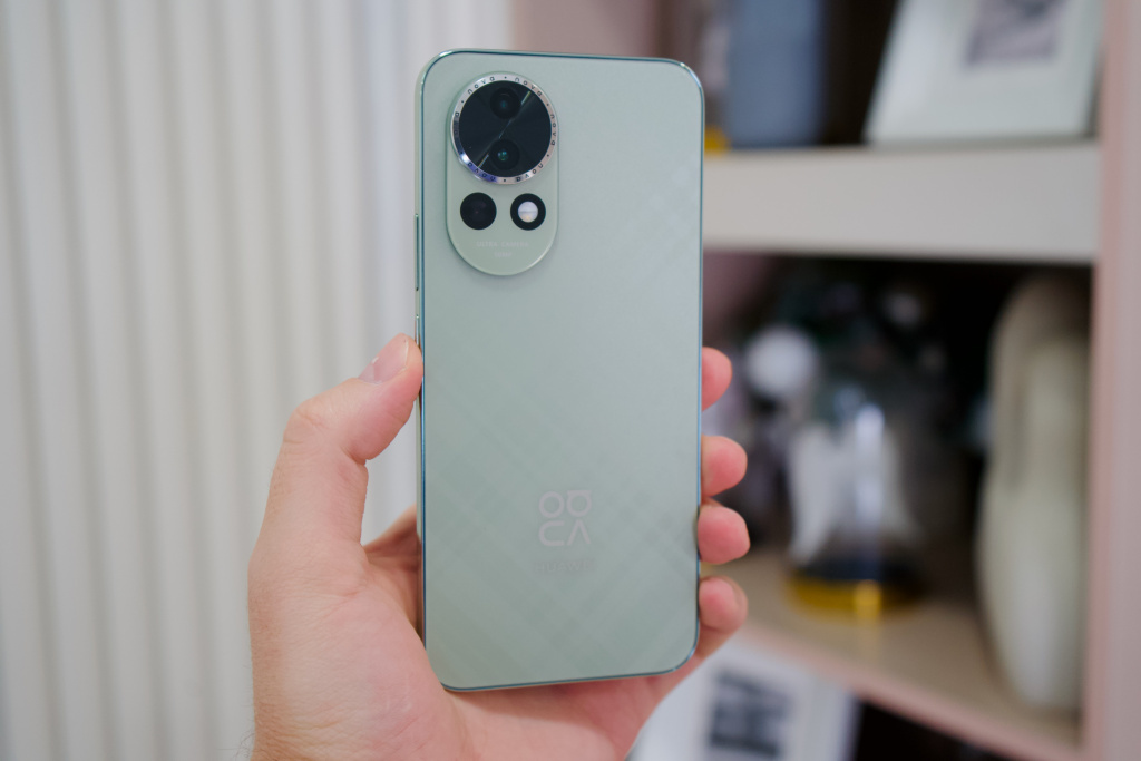    HUAWEI nova 13