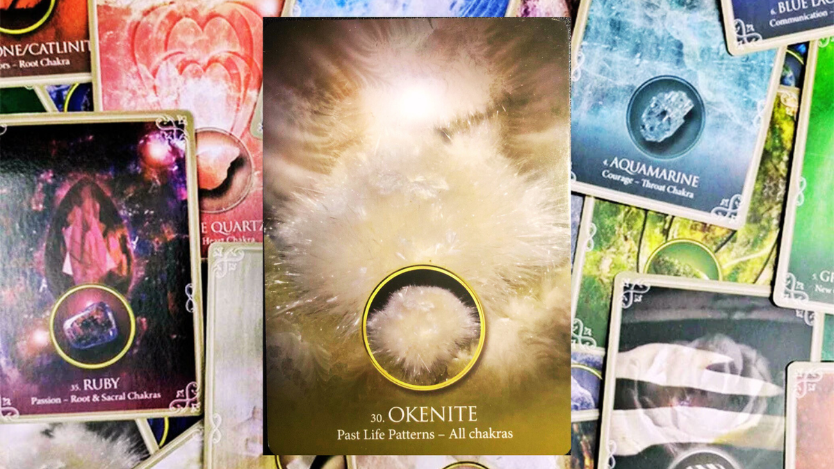 Окенит. Photo «Eternal Crystals Oracle» Jade-Sky.