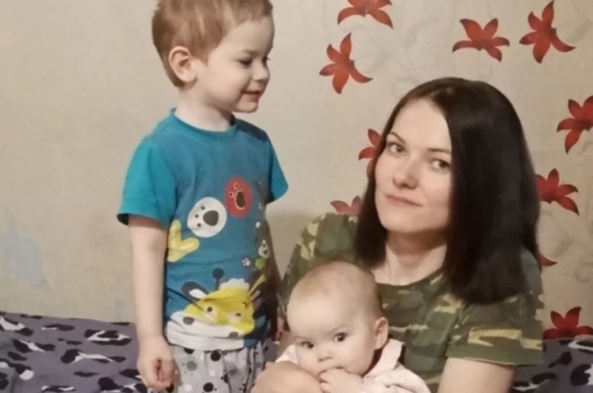    Семья погибшего бойца СВО вчетвером живёт в одной комнате.