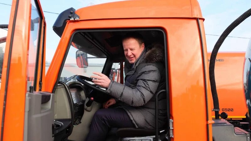     В Алтайском крае купили спецтехнику для коммунальщиков и дорожников. Telegram-канал Виктора Томенко