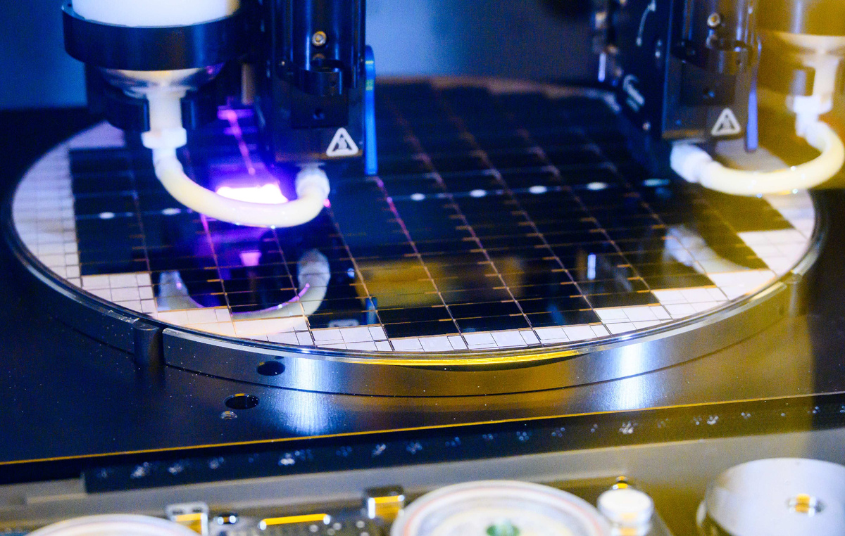 Производство микрочипов на фабрике Intel в штате Нью-Мексико. Изображение: Intel Corporation