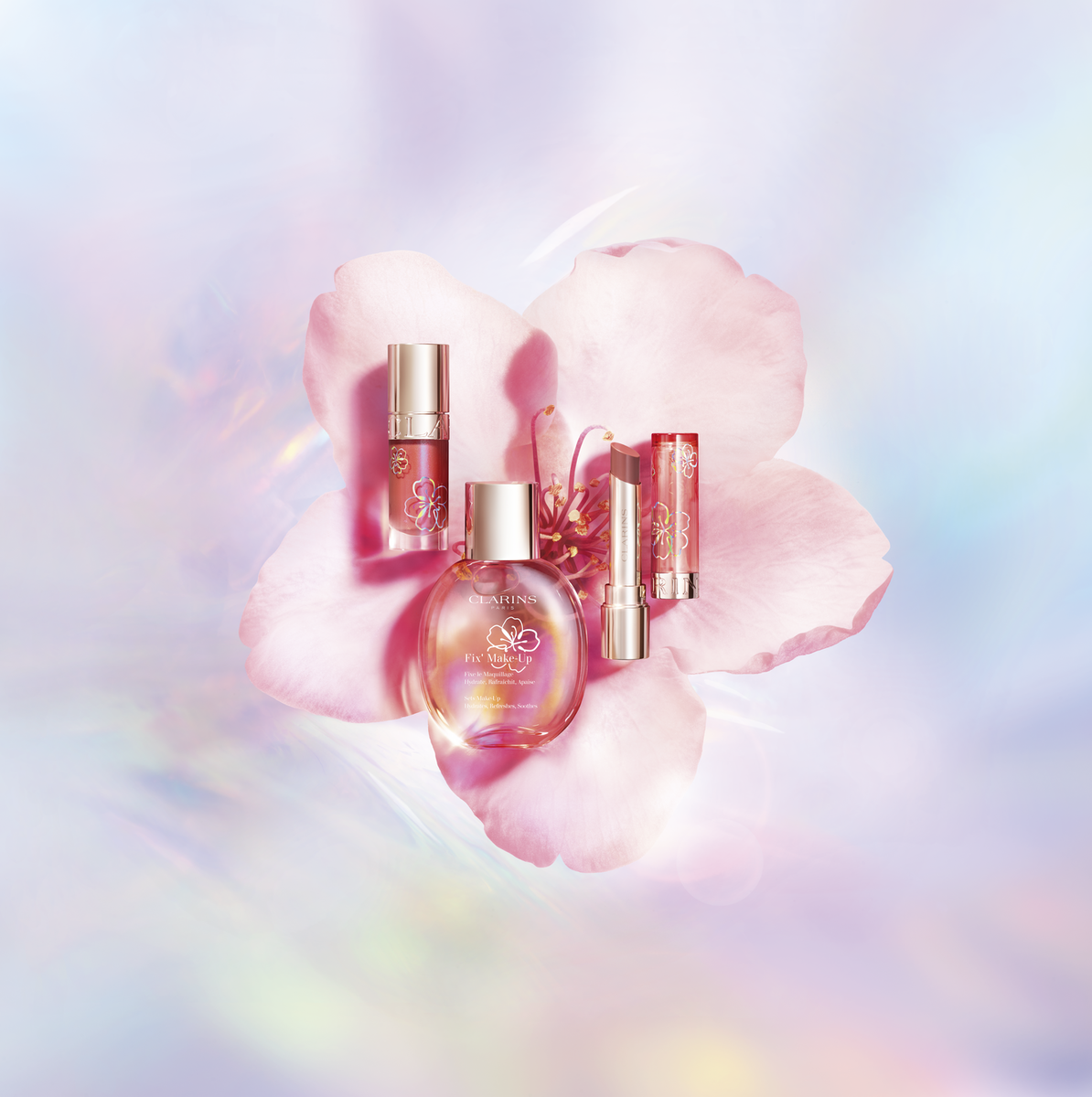     Лимитированная коллекция «Цветение сакуры» Clarins
