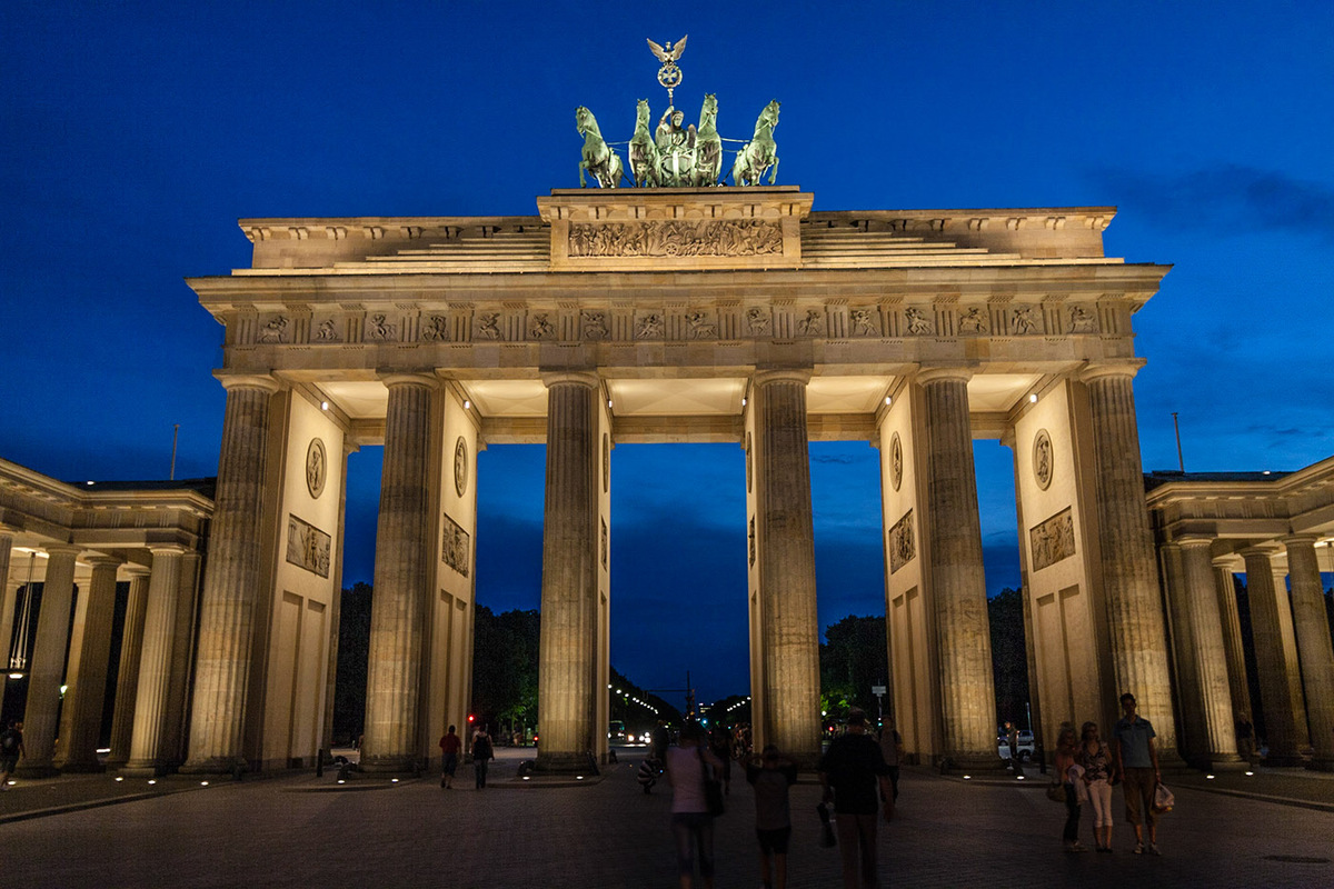 Берлин...