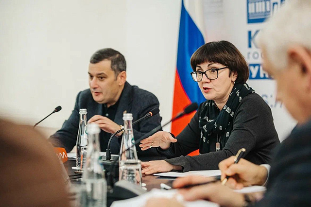    Виктория Пенькова ранее решала проблемы обманутых дольщиков