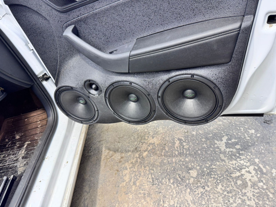 сеточек не хватает