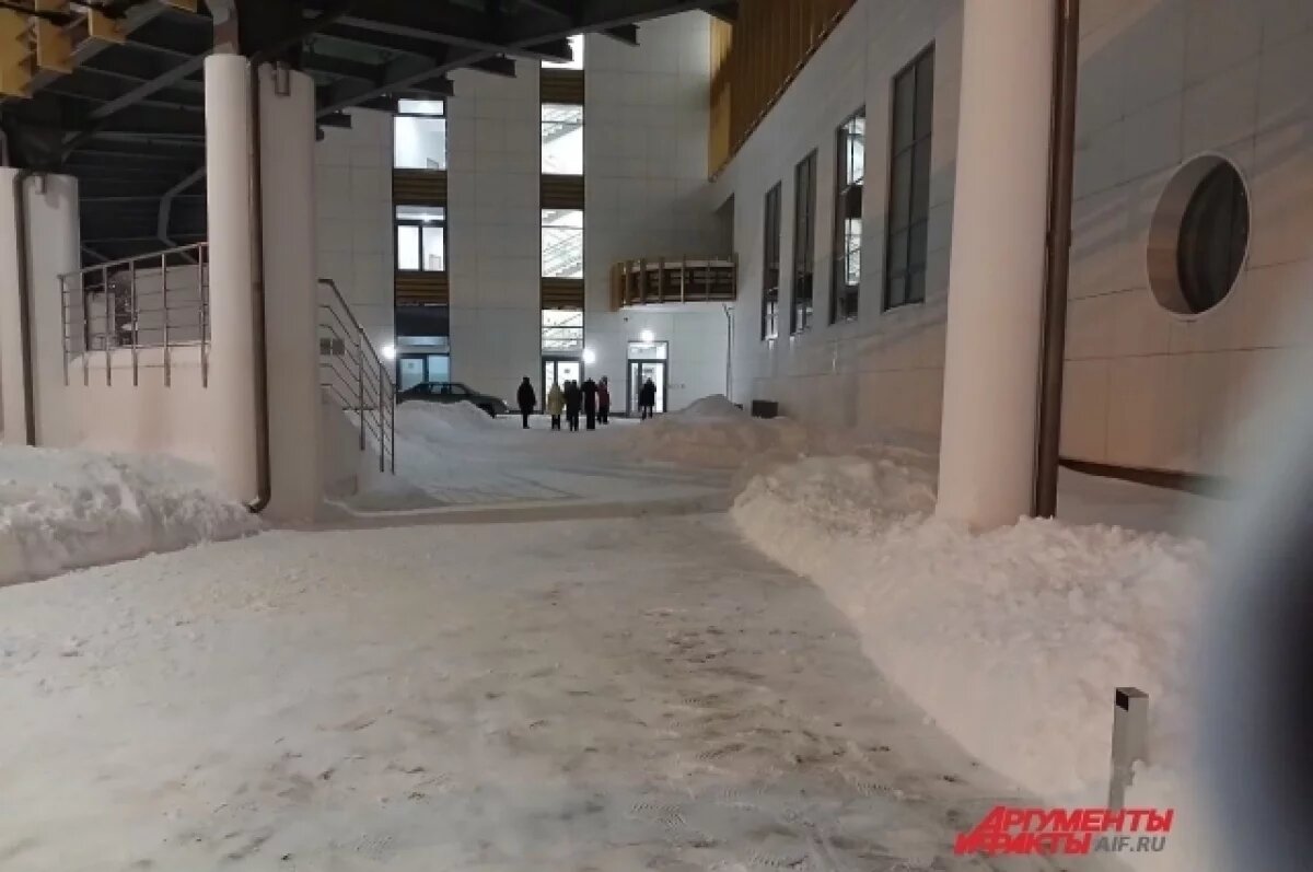    Минтербез объяснил сигнал об эвакуации в краевой музыкальной школе в Перми