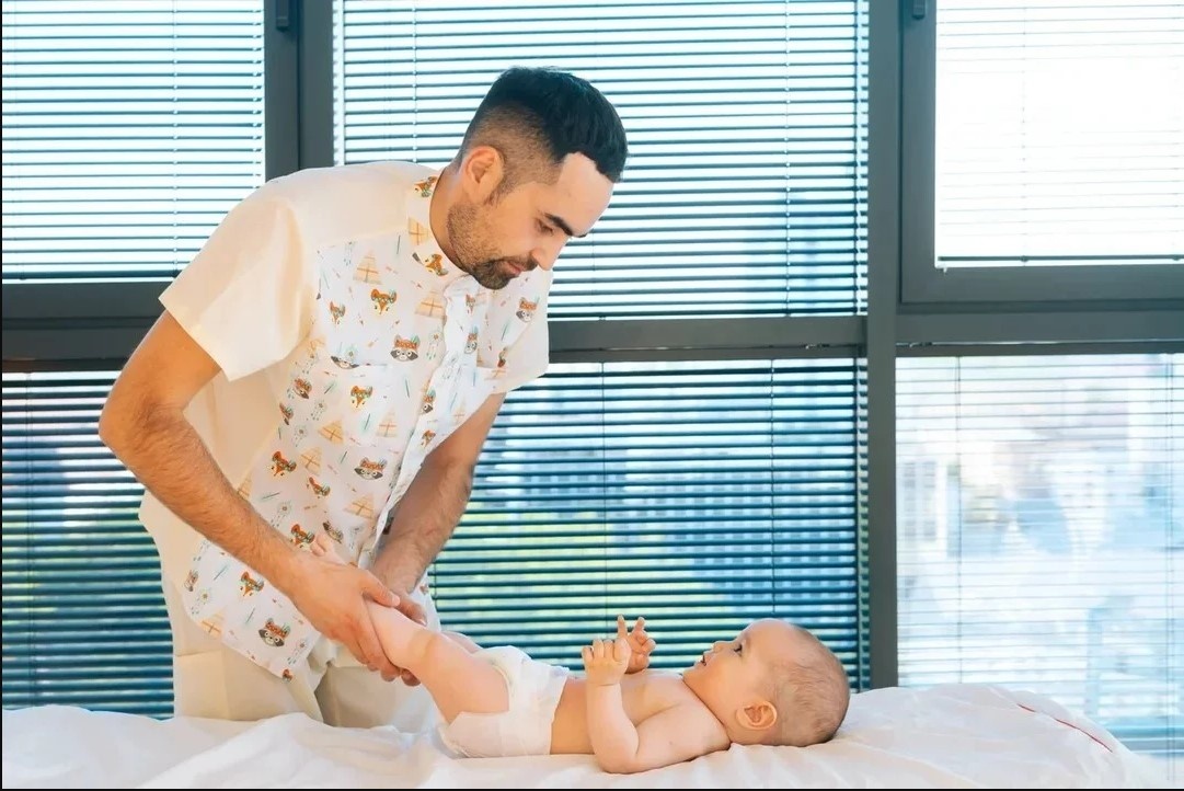 Диагностика малыша от доктора Сабурова. Артур Сабуров, практикующий врач, остеопат