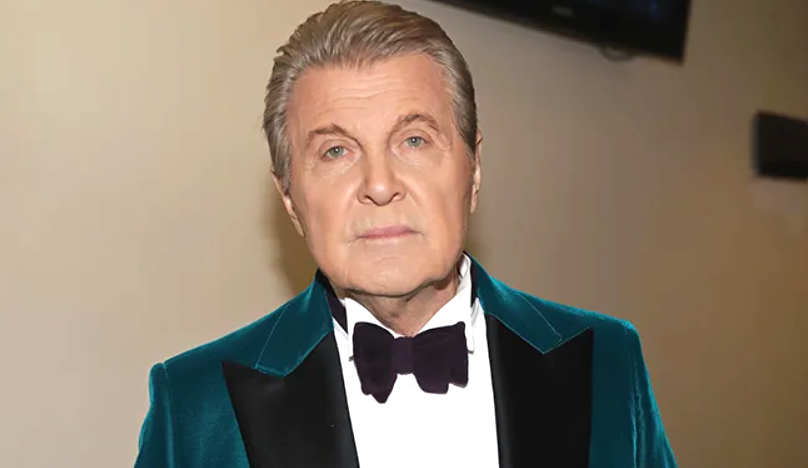 на фото Лев Лещенко