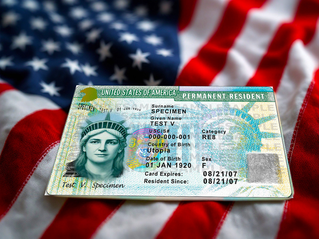 Грин-карта США — иммиграционная виза дающая право на легальный статус резидента США