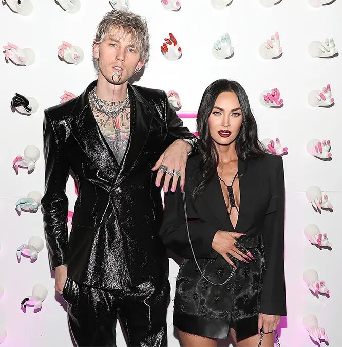    Machine Gun Kelly и Меган Фокс еще не обсуждали опеку над общим ребенкомGettyImages