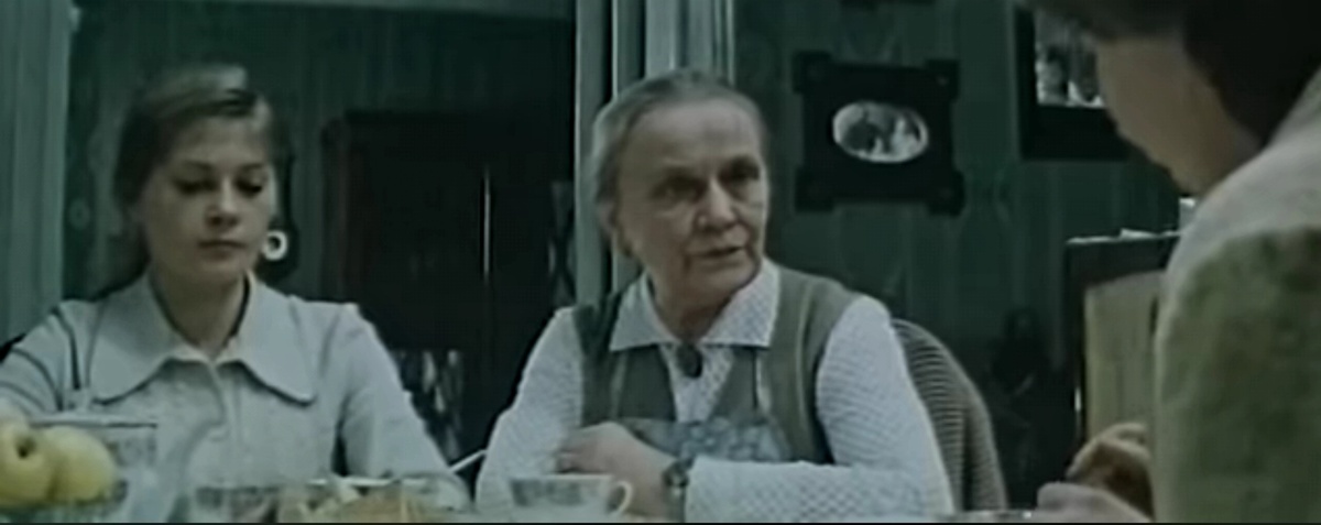 Люба и бабушка