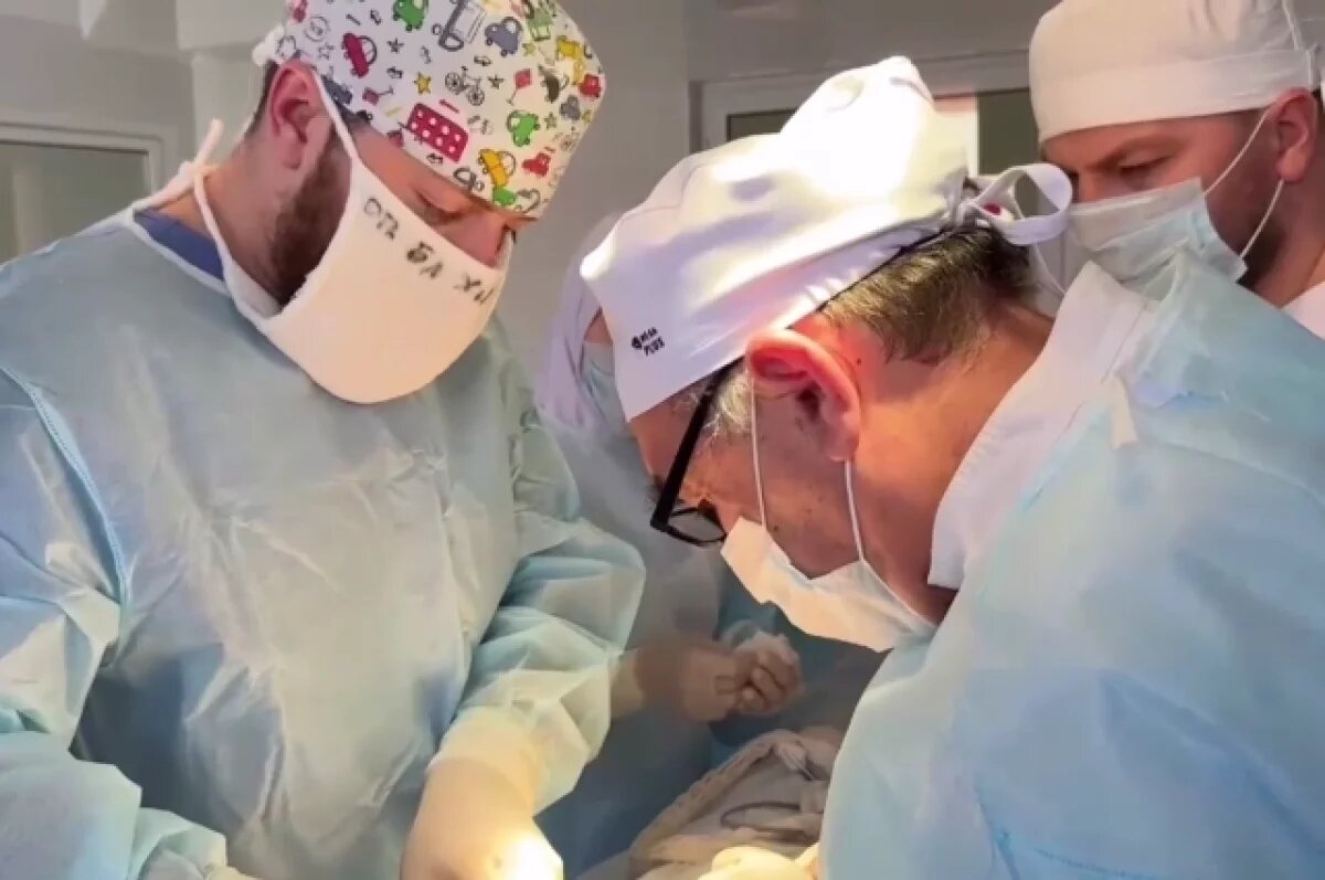    Хирурги детской больницы в Чечне удалили из желудка ребёнка комок волос