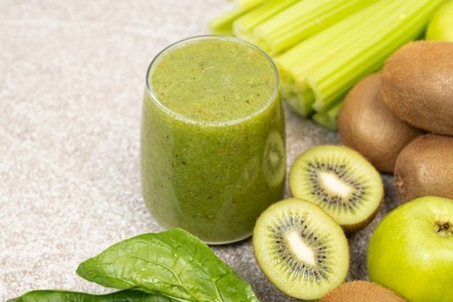    Смузи с сельдереем и киви для похудения: освежающий напиток для стройности