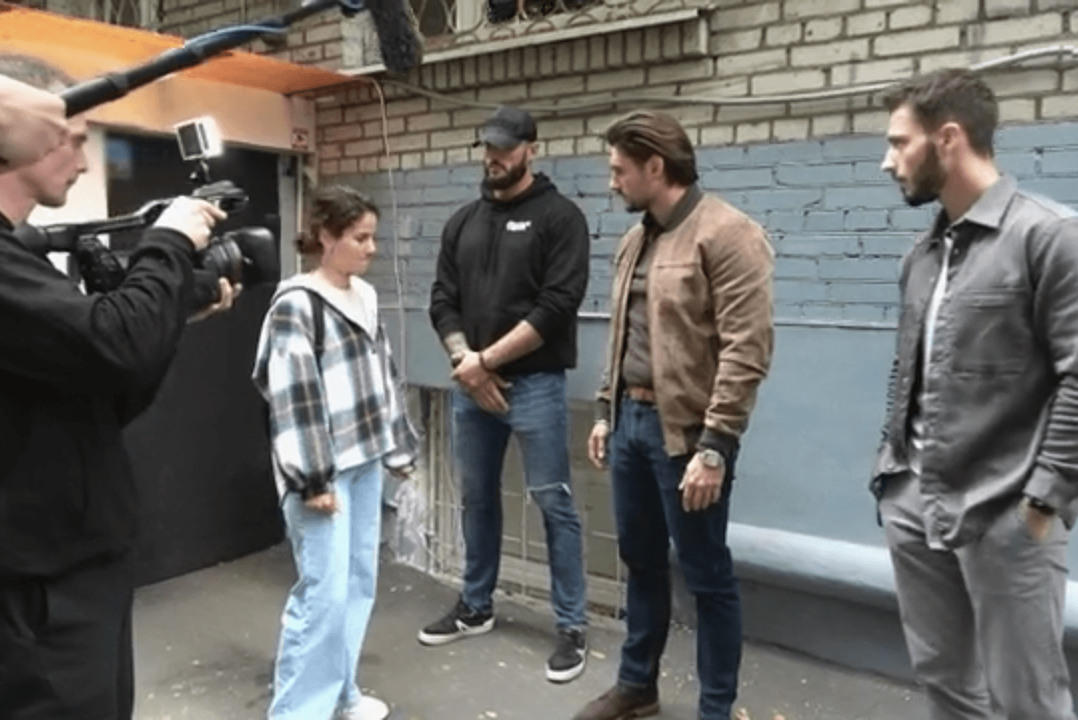 Кадр из реалити-шоу "Опасные связи".  скриншот /телеканал "Че!