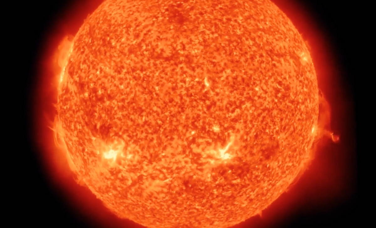 Солнечная буря