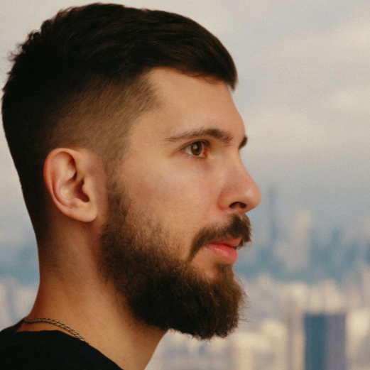 Автор материала: Антон Скляров