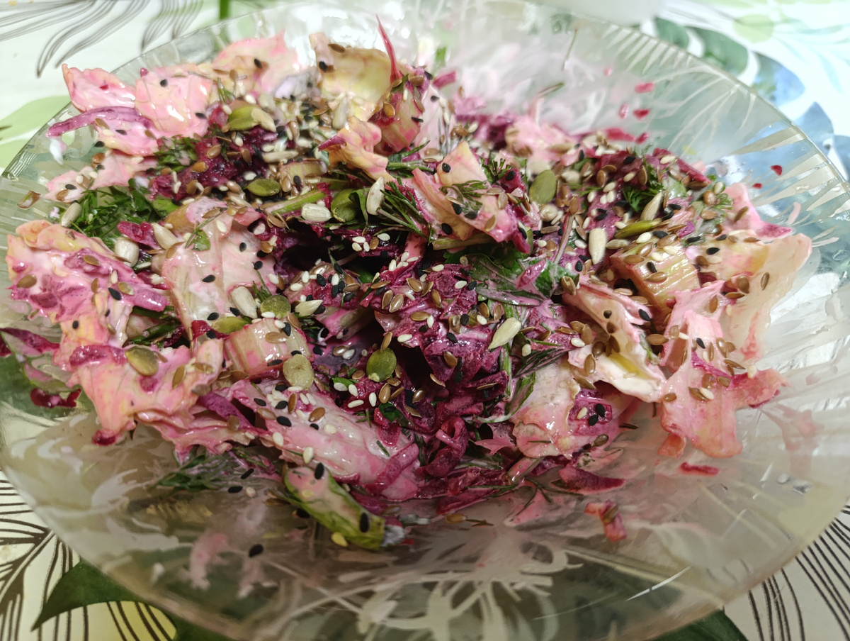 Попробую добавить первое фото тарелки 🤣 Это, значит, салат ☝️😁