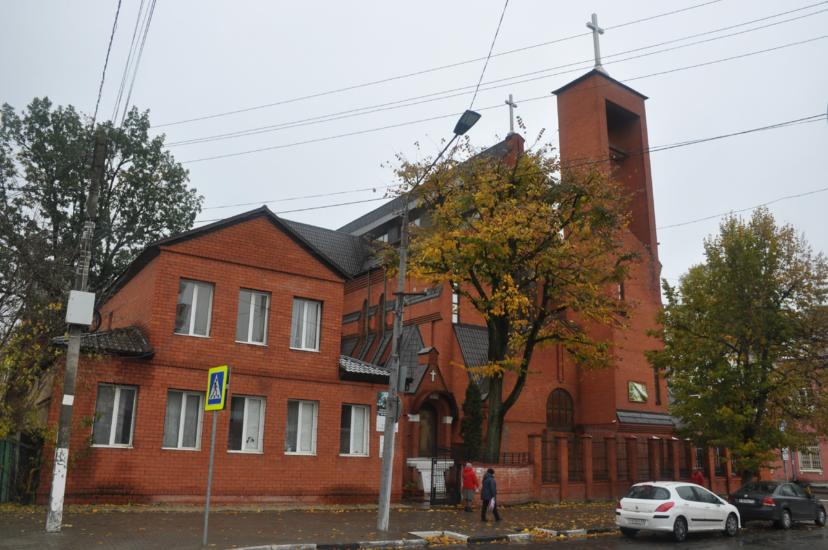 Католический костёл. Октябрь 2024 года.