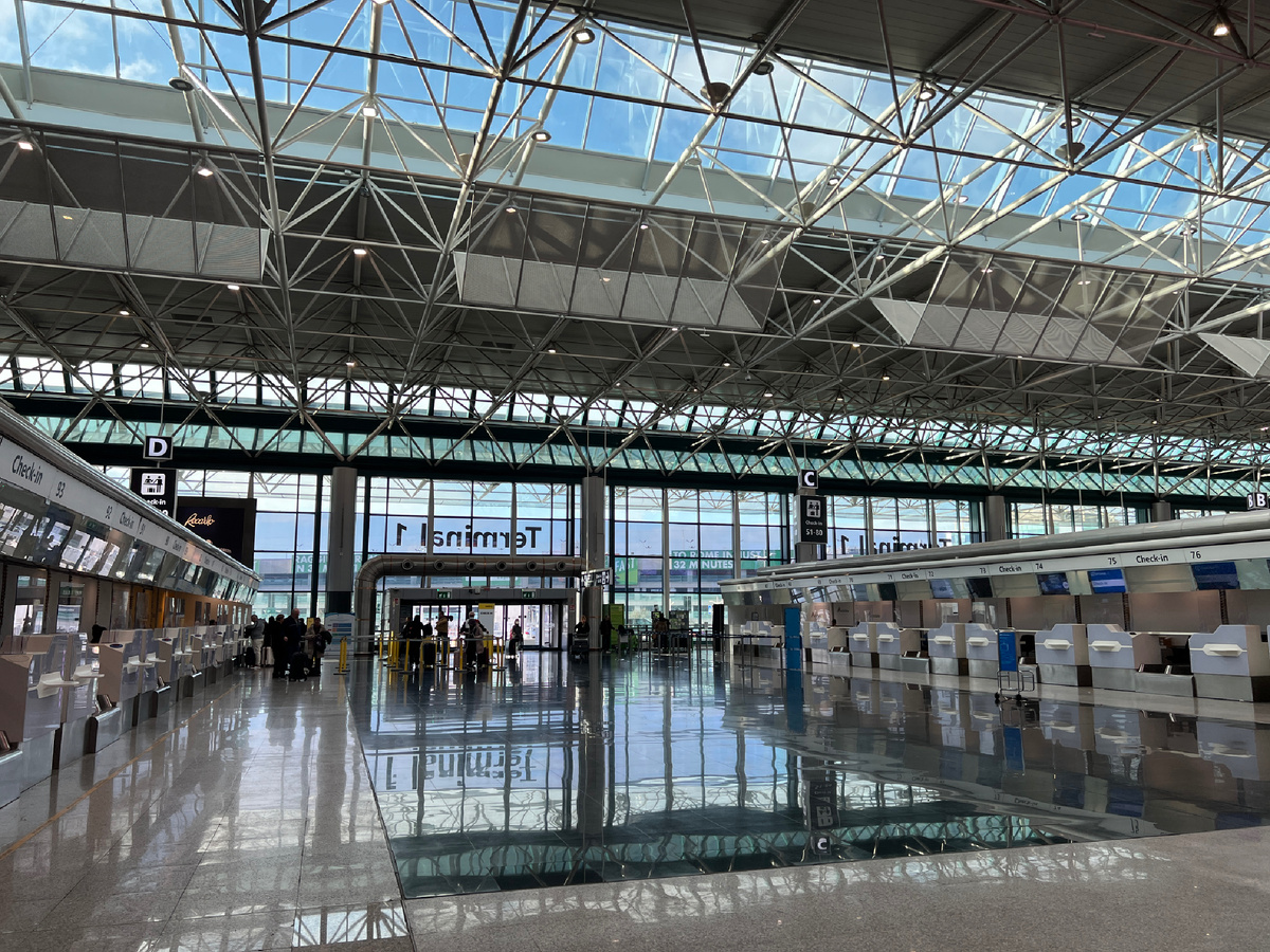 Аэропорт Фьюмичино, Рим, Италия. Фото автора 