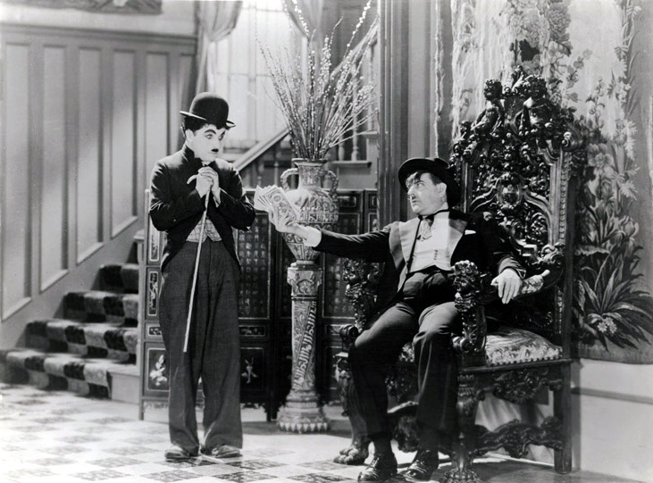   Чарли Чаплин, Гарри Майерс, кадр из фильма «Огни большого города» (1931, Charles Chaplin Productions)