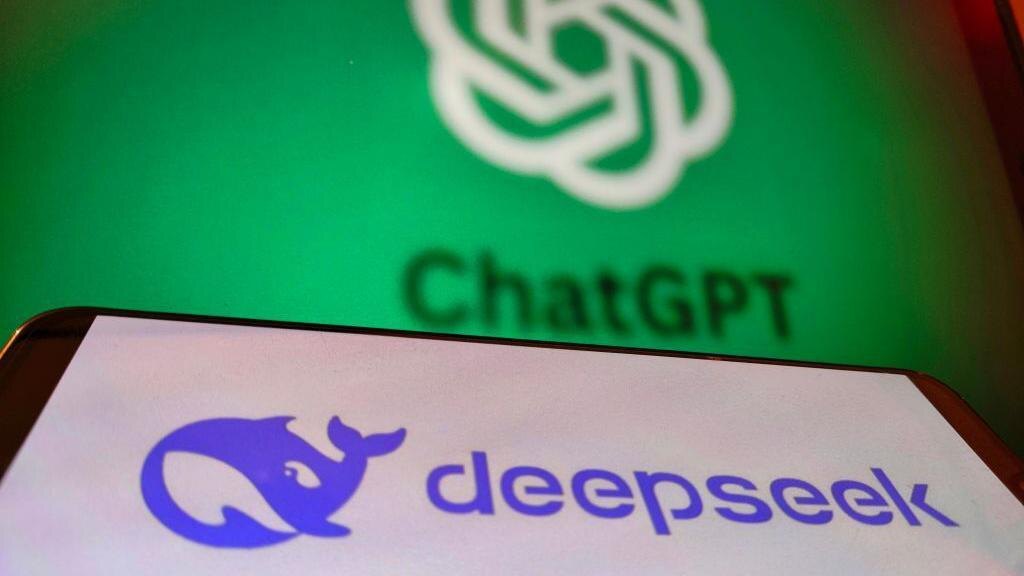 DeepSeek vs ChatGPT