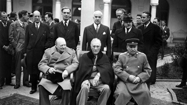 Черчилль, Рузвельт и Сталин. Ялтинская конференция