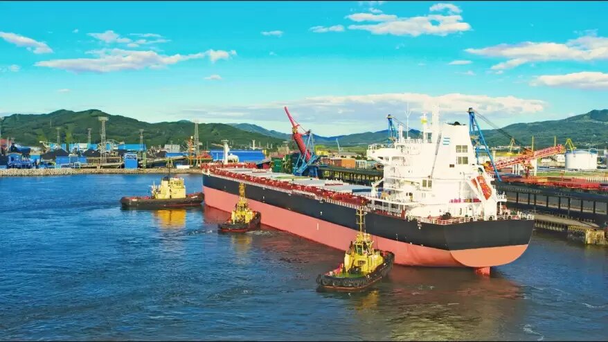    Источник фото: Пресс-служба АО "Восточный Порт"