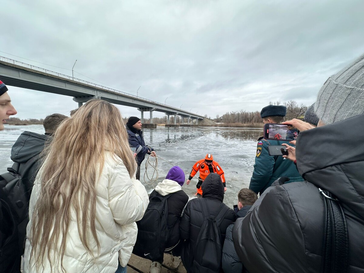 правила поведения на воде для школьников