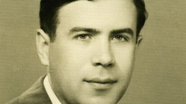 Виталий Викторович Коротков. Источник фото: https://kalaputski.ru/239275-na-front-po-blatu.html