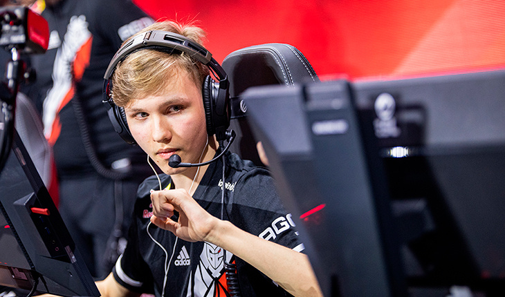 Илья m0NESY Осипов