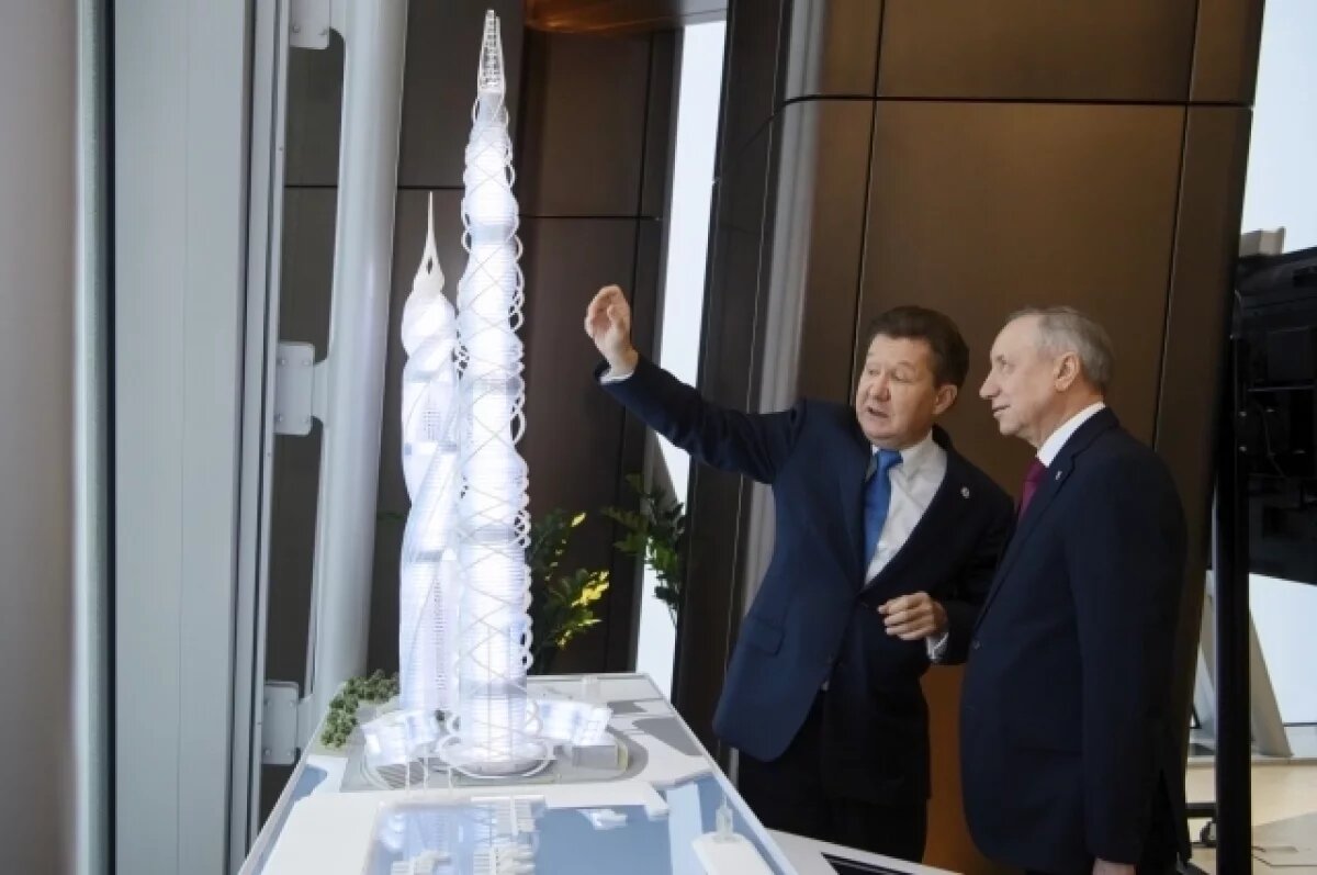    Планируется, что высота будущих башен «Газпрома» на Лахте составит 703 и 555 метров.