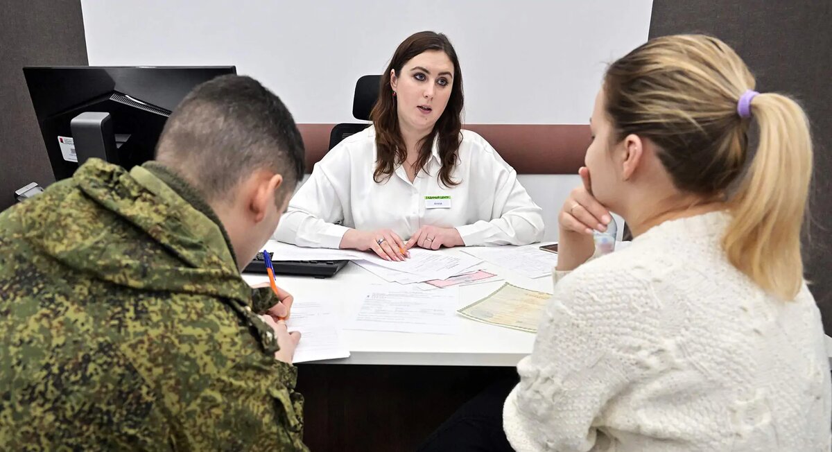 Фото: Илья Питалев, Рамиль Ситдиков (баннер) / РИА Новости