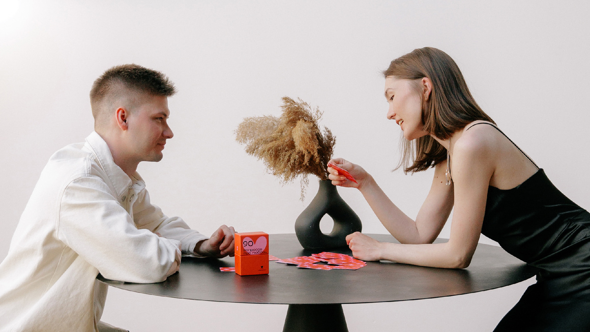 Игра Vbalance «90 вопросов про любовь»