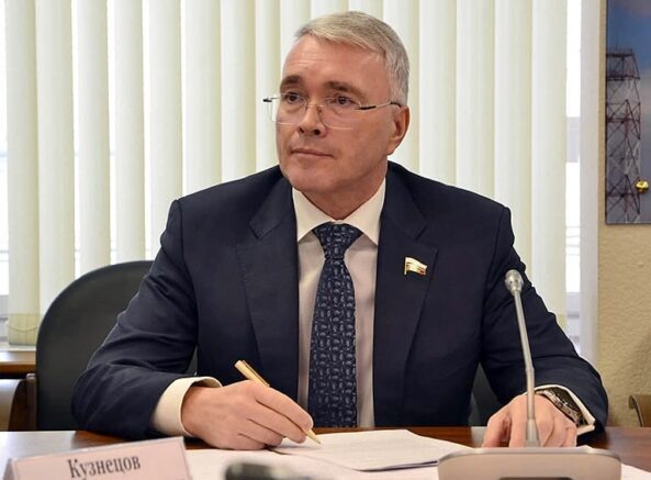    Эдуард Кузнецов