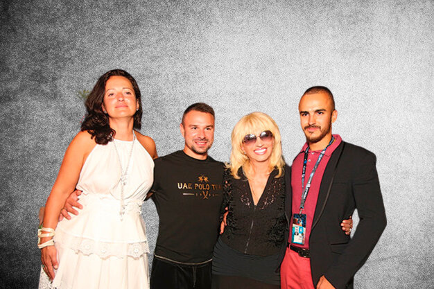 Ирина с семьей в полном составе. Дочь, Зять, Ирина, Внук