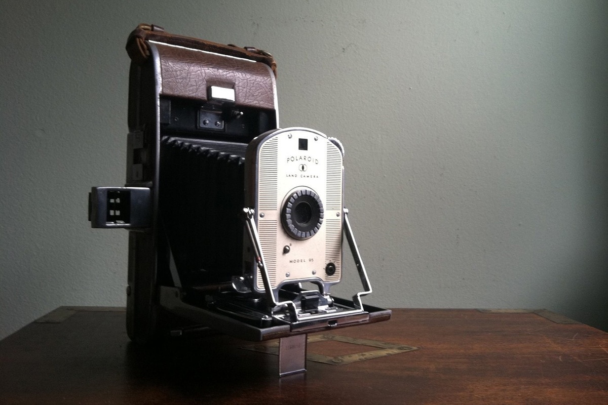 Polaroid Model 95