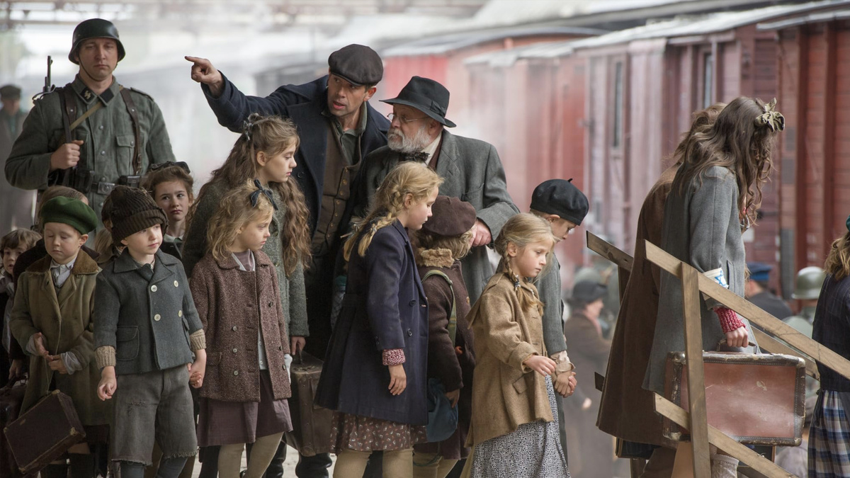 Кадр из фильма "Жена смотрителя зоопарка"