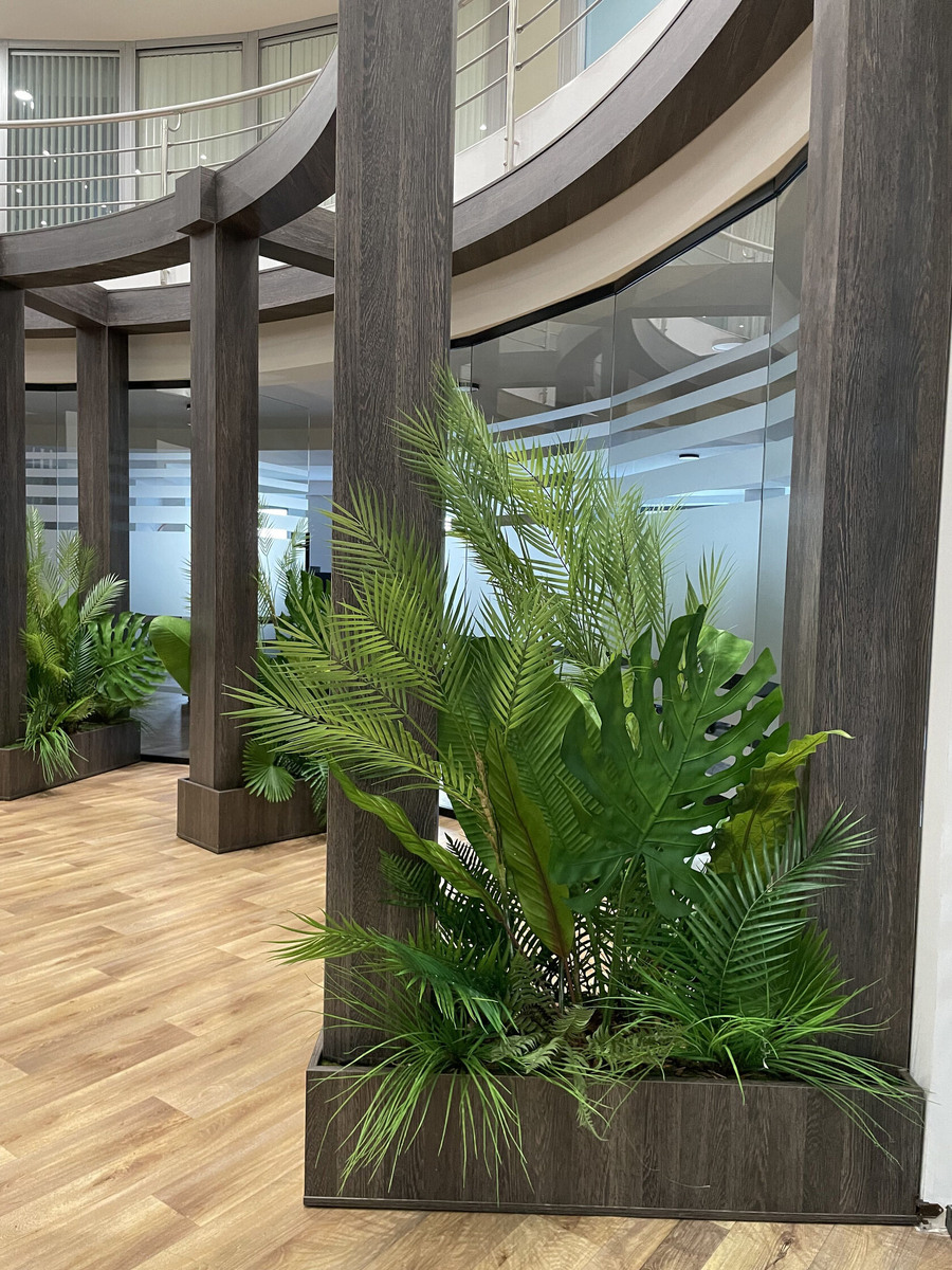 Выполнено декораторами Me Decor